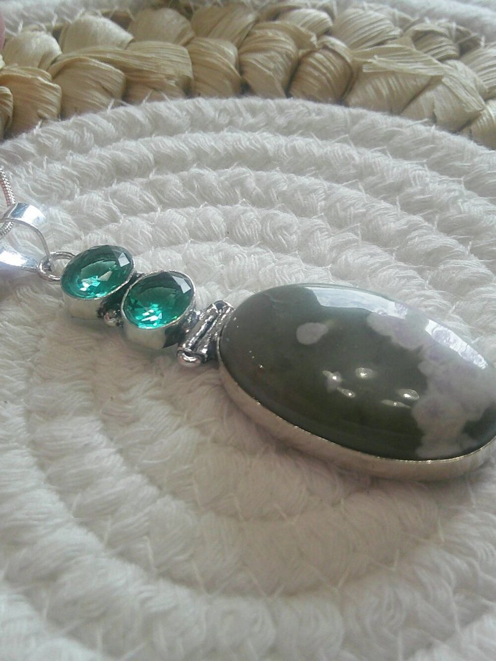 Beautiful PEACE JADE & APATITE Handmade Sterling 925 Pendant/Chain #286F